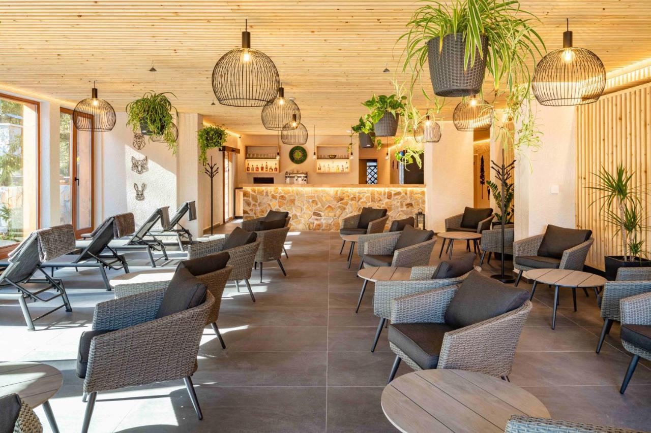 Wellness Hotel Ondrasuv Dvur Bila  Ngoại thất bức ảnh