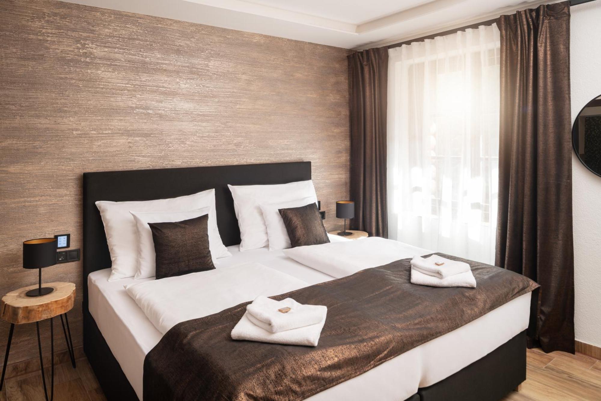 Wellness Hotel Ondrasuv Dvur Bila  Ngoại thất bức ảnh